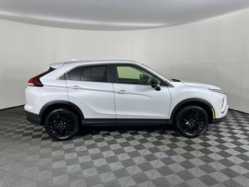 Used 2024 Mitsubishi Eclipse Cross LE AWD/4WD image 25
