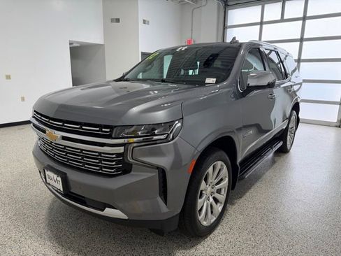 Used 2022 Chevrolet Tahoe Premier AWD/4WD image 6