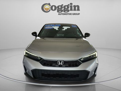 Certified 2025 Honda Civic Sport image 9