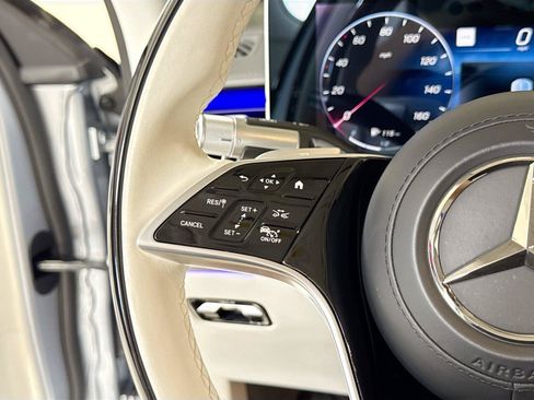 Used 2024 Mercedes-Benz Maybach S 580 4MATIC image 23