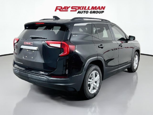 Used 2022 GMC Terrain SLE w/ Driver Convenience Package FWD image 7