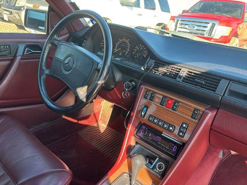 Used 1989 Mercedes-Benz 300 CE Coupe image 16