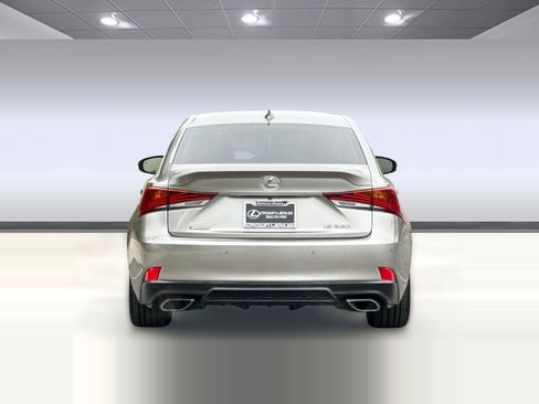 Used 2019 Lexus IS 350 F Sport w/ F Sport Package RWD image 9
