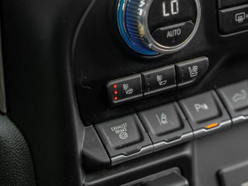 Used 2023 GMC Sierra 2500 Denali w/ Denali Ultimate Package image 24