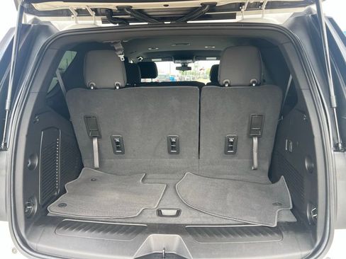 Used 2022 Chevrolet Tahoe LS w/ Driver Alert Package RWD image 14
