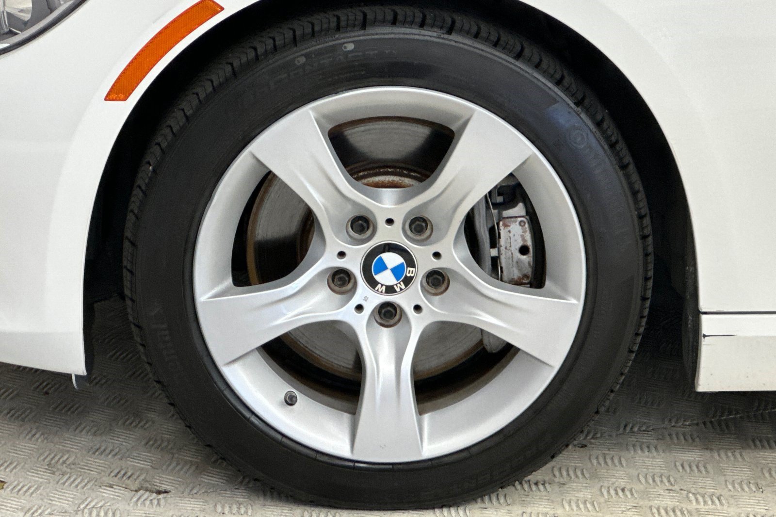 Used 2011 BMW 335i Convertible RWD image 12