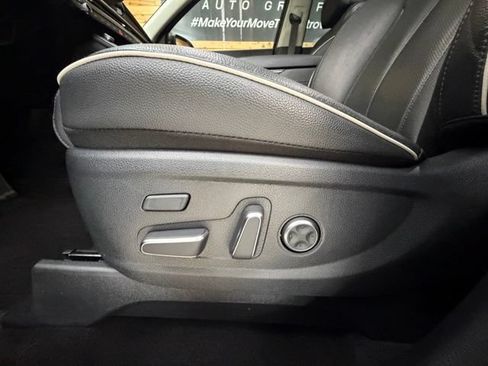 Used 2024 Hyundai Palisade Limited AWD/4WD image 30