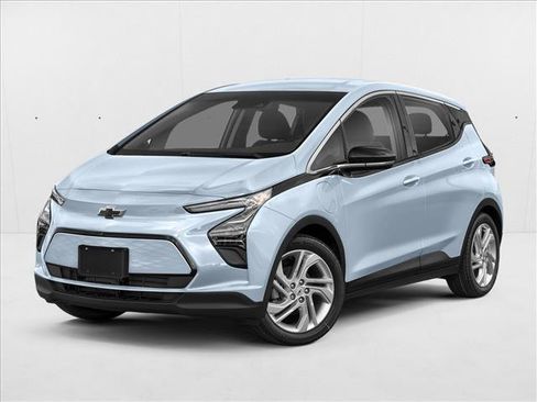 Certified 2023 Chevrolet Bolt LT w/ Driver Confidence Package image 1