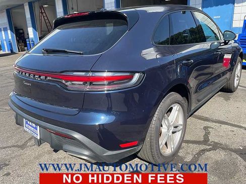 Used 2023 Porsche Macan AWD/4WD image 3