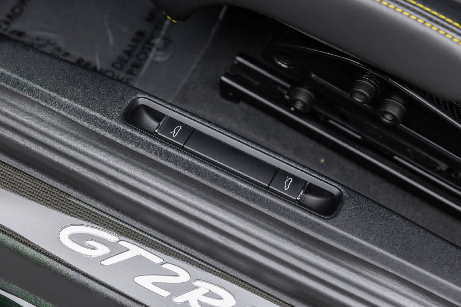 Used 2018 Porsche 911 GT2 RS RWD image 22