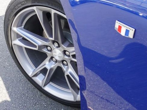 Used 2021 Chevrolet Camaro LT w/ RS Package image 12