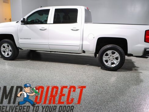 Used 2018 Chevrolet Silverado 1500 LT w/ All Star Edition image 10