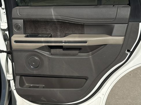 Used 2020 Ford Expedition Limited w/ Special Edition Package image 28