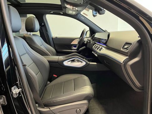 Used 2025 Mercedes-Benz GLE 350 4MATIC image 29