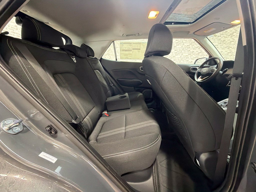 Used 2026 Hyundai Venue SEL FWD image 13