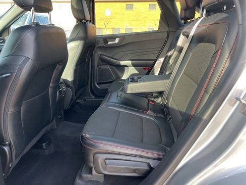 Certified 2023 Ford Escape ST-Line Select w/ Tech Pack #2 image 23