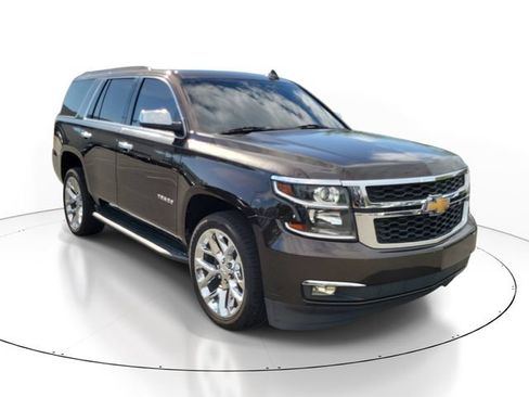 Used 2018 Chevrolet Tahoe LT RWD image 3