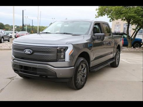 New 2025 Ford F150 Lightning Flash image 2