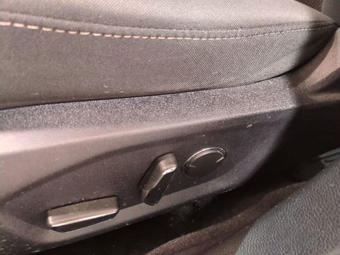 Used 2020 Ford Fusion SE image 17