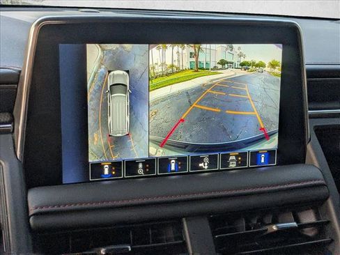 Used 2024 Chevrolet Suburban RST w/ Luxury Package image 9