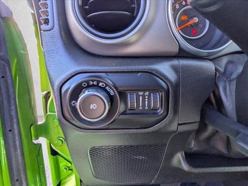 Used 2018 Jeep Wrangler Unlimited Sport S image 20