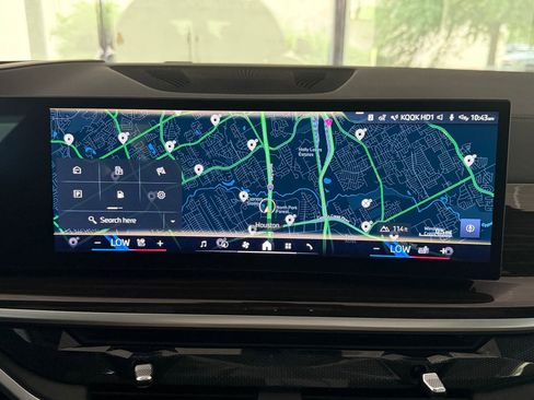 Used 2024 BMW X5 xDrive40i w/ Parking Assistance Package image 27