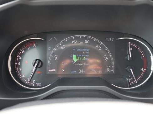 Used 2025 Toyota RAV4 LE AWD/4WD image 28