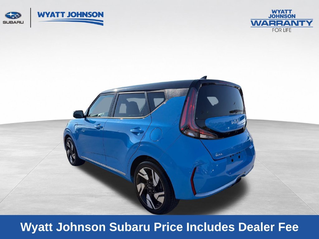 Used 2023 Kia Soul GT-Line FWD image 7
