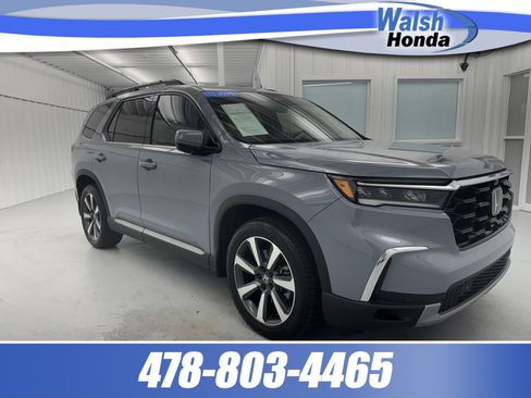 Certified 2025 Honda Pilot Elite image 1