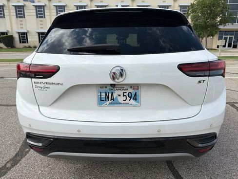 Used 2022 Buick Envision Essence w/ Sport Touring Package FWD image 4