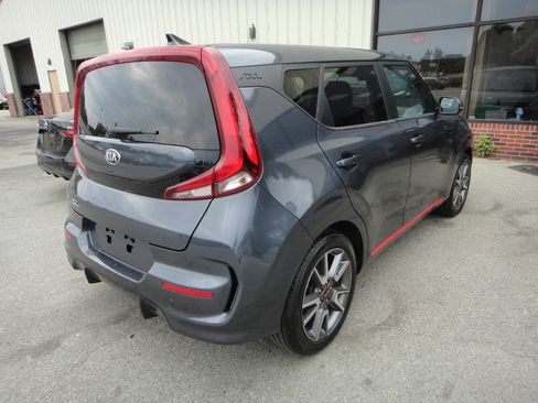 Used 2021 Kia Soul GT-Line FWD image 4
