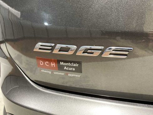 Used 2019 Ford Edge Titanium w/ Cold Weather Package image 7