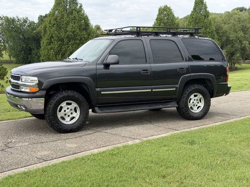 Used 2004 Chevrolet Tahoe LS AWD/4WD image 2