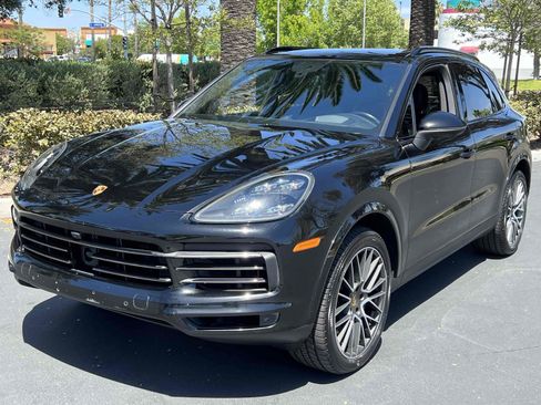 Used 2019 Porsche Cayenne S AWD/4WD image 13