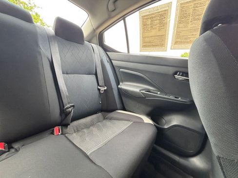 Used 2025 Nissan Versa SV FWD image 36