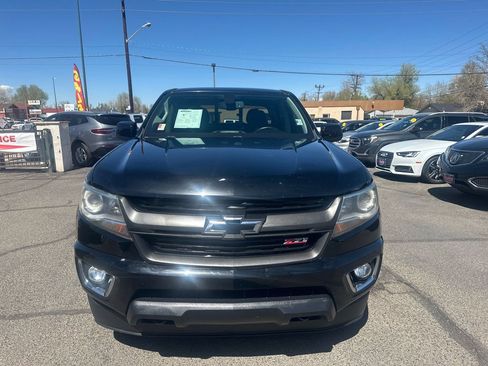 Used 2017 Chevrolet Colorado Z71 AWD/4WD image 3