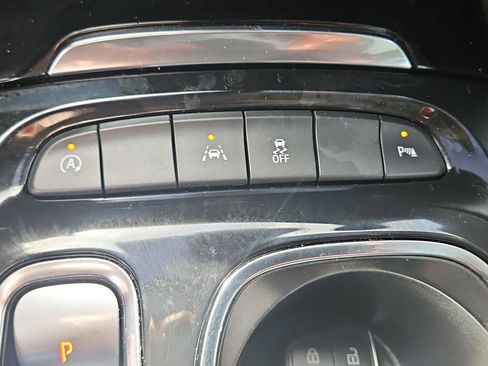 Used 2023 Buick Envision Preferred FWD image 18