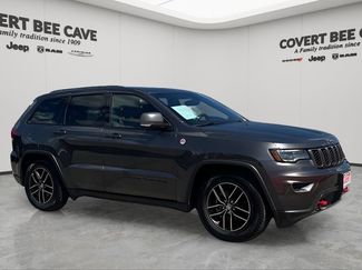 Used 2018 Jeep Grand Cherokee Trailhawk w/ Trailhawk Luxury Group video 1