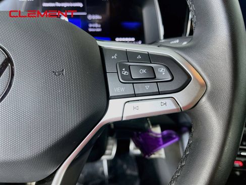 Used 2025 Volkswagen Jetta Sport FWD image 17