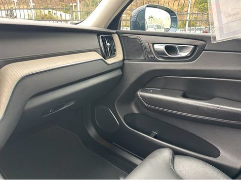 Used 2020 Volvo XC60 T6 Inscription AWD/4WD image 27