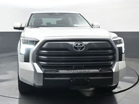 Used 2024 Toyota Tundra Limited AWD/4WD image 22