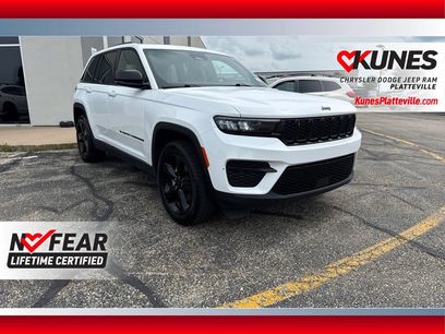Used 2023 Jeep Grand Cherokee Altitude