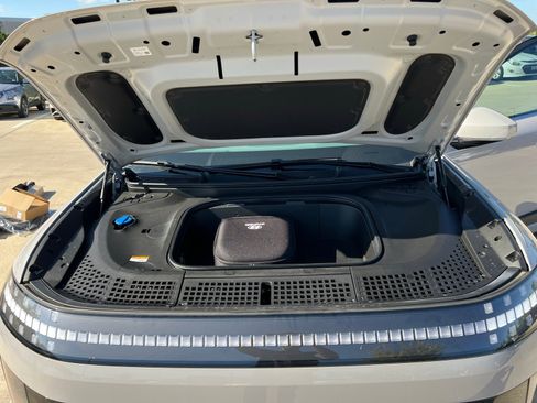 New 2026 Hyundai Ioniq 9 SE image 39