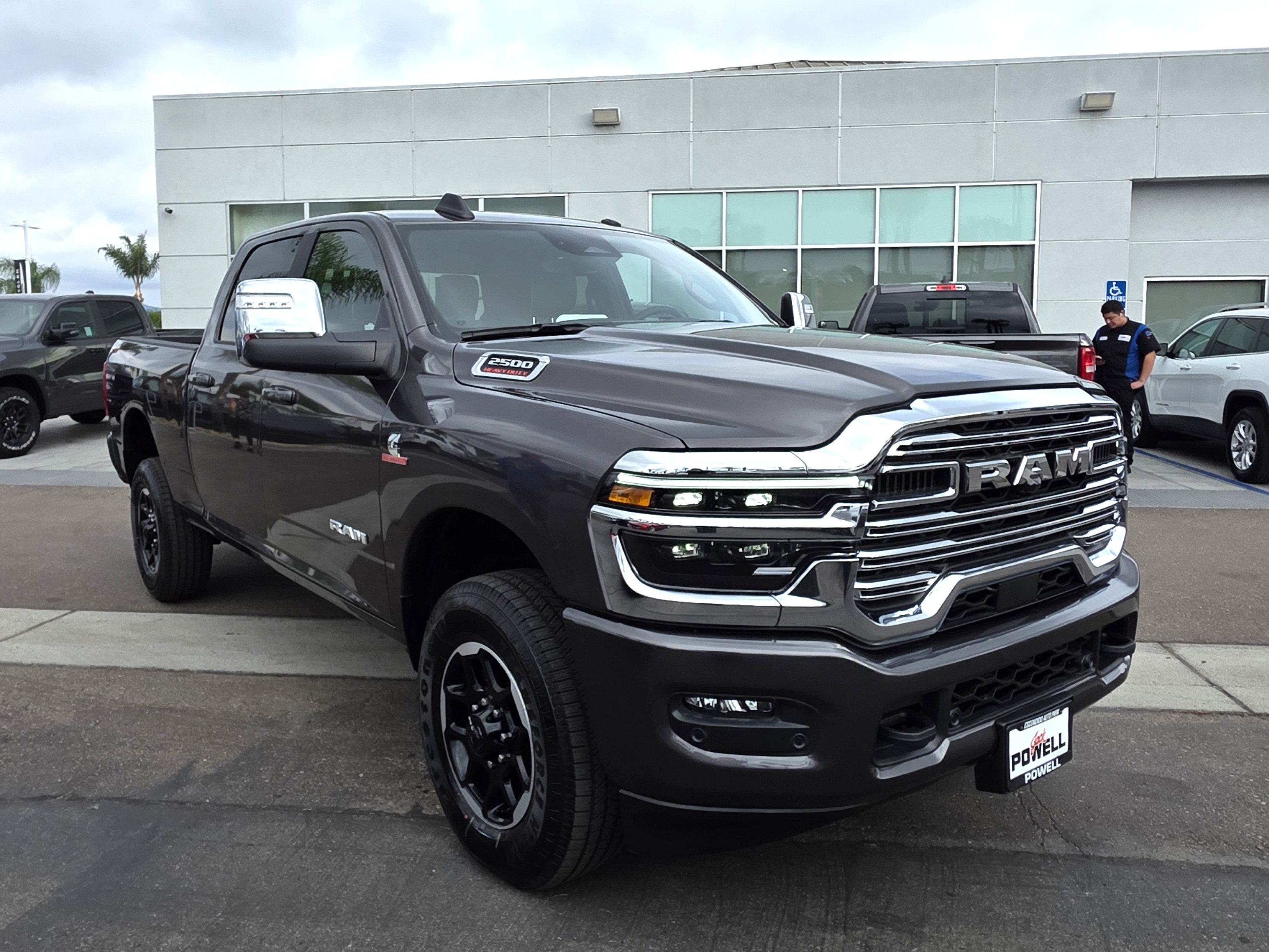 New 2026 RAM 2500 Laramie AWD/4WD image 6