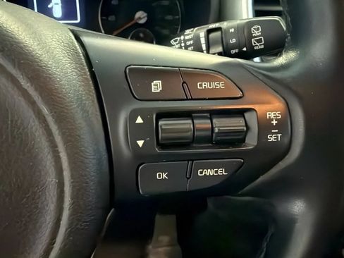 Used 2016 Kia Sorento LX w/ LX Convenience Package AWD/4WD image 19