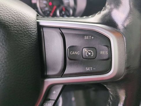 Used 2019 RAM 1500 Big Horn AWD/4WD image 32