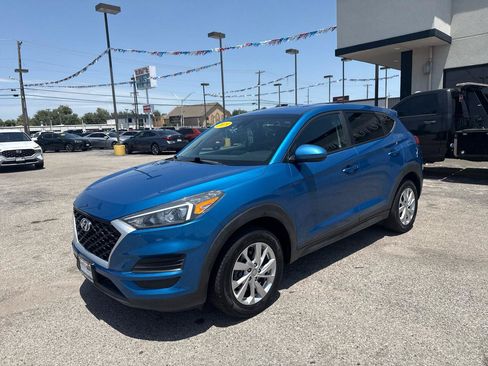 Used 2019 Hyundai Tucson SE FWD image 2