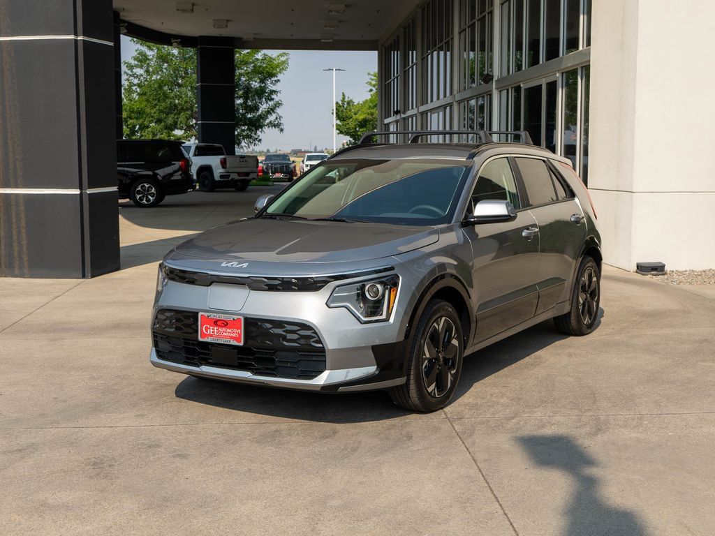 New 2026 Kia Niro Wind w/ Wind Preserve Package FWD image 3
