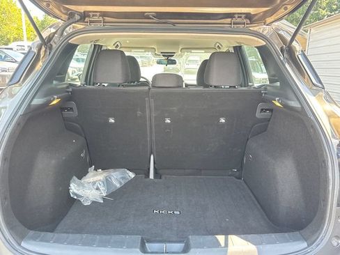Used 2025 Nissan Kicks S FWD image 12