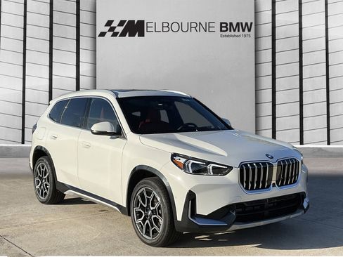 New 2025 BMW X1 xDrive28i w/ Technology Package image 1